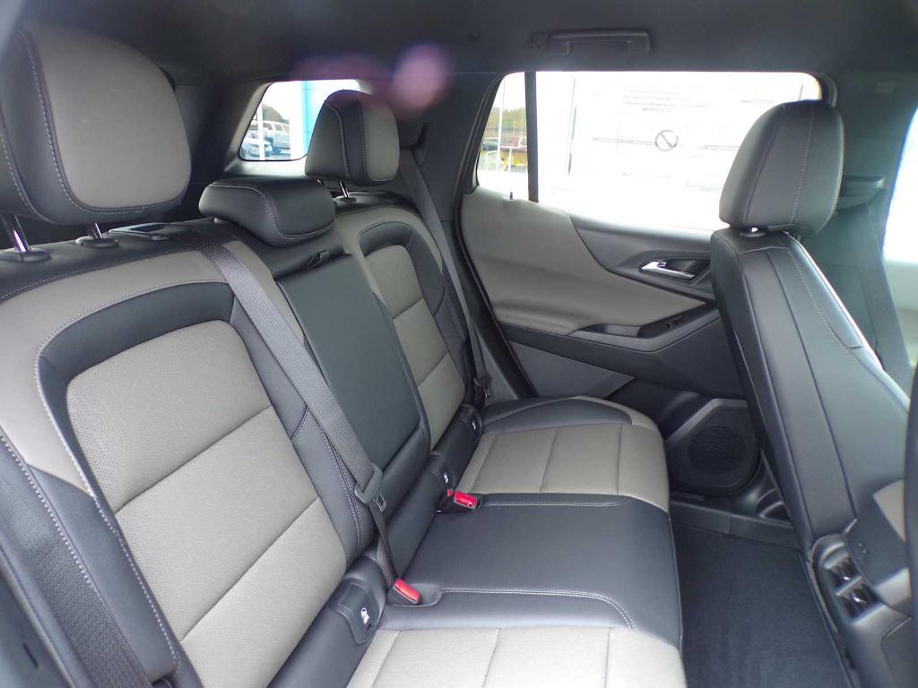 new 2026 Chevrolet Equinox car, priced at $29,679