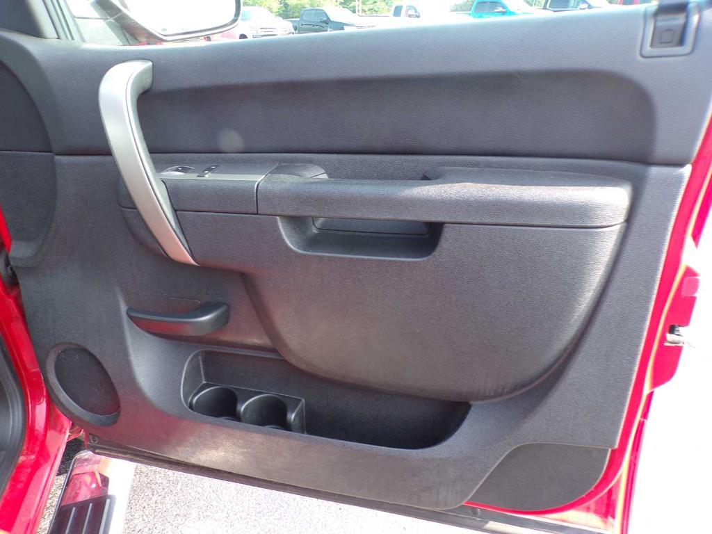 used 2013 Chevrolet Silverado 1500 car, priced at $17,988