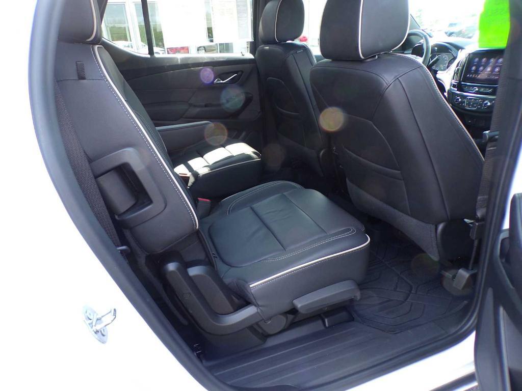 used 2023 Chevrolet Traverse car, priced at $42,981