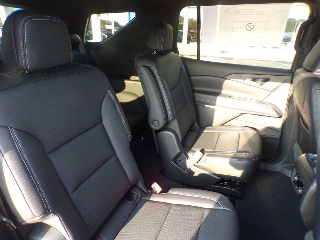 new 2026 Chevrolet Traverse car, priced at $41,506