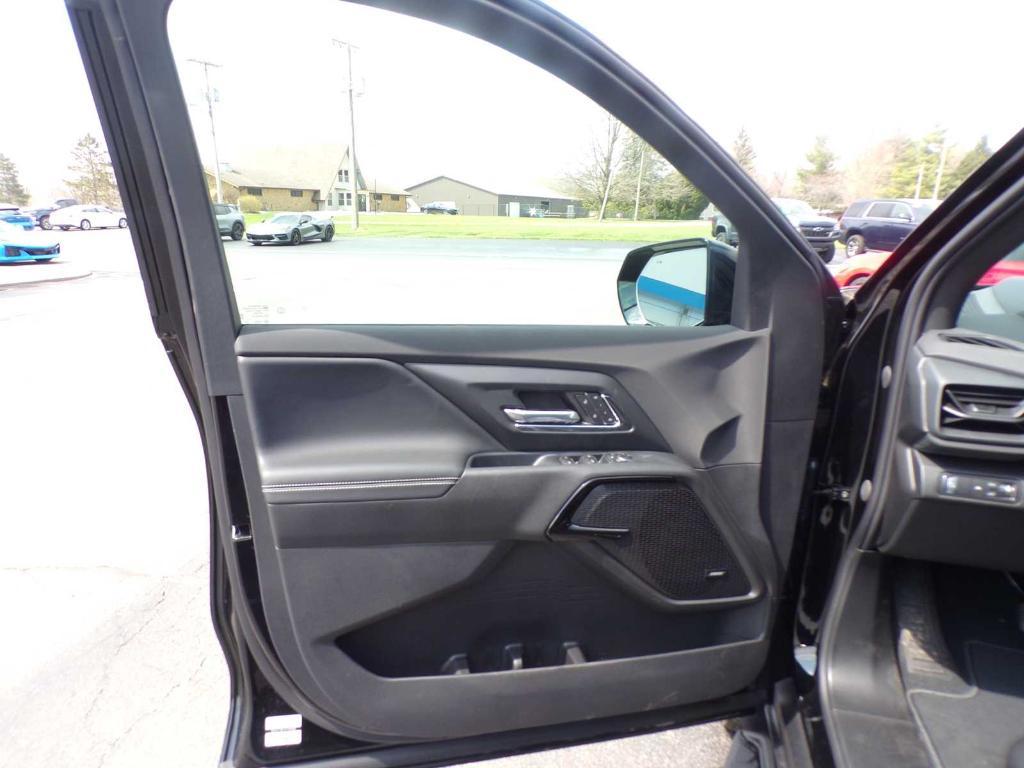 new 2025 Chevrolet Silverado EV car, priced at $71,195