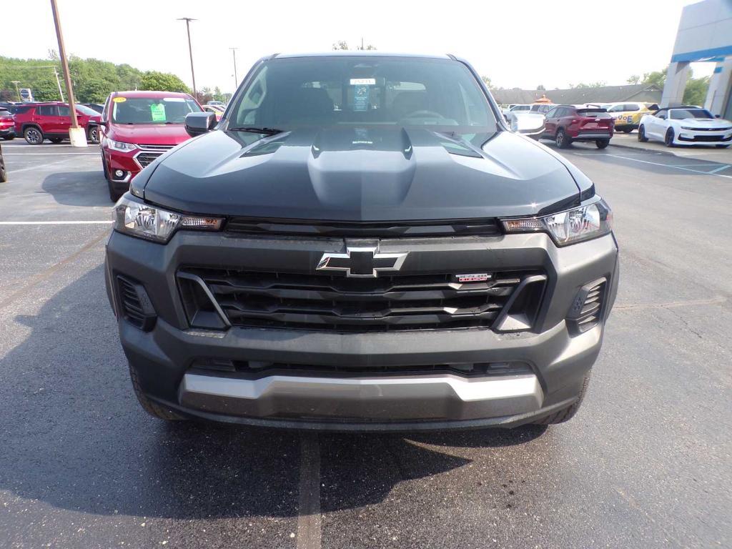 new 2025 Chevrolet Colorado car, priced at $38,952