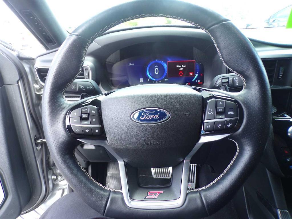 used 2022 Ford Explorer car, priced at $40,944