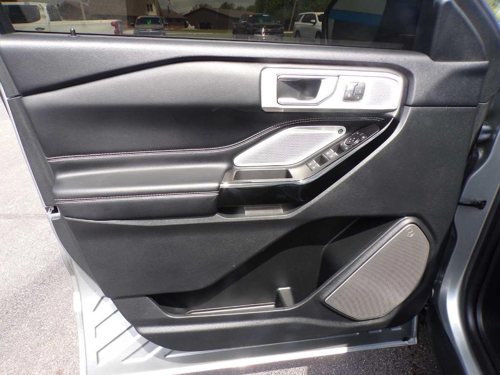 used 2022 Ford Explorer car, priced at $40,944