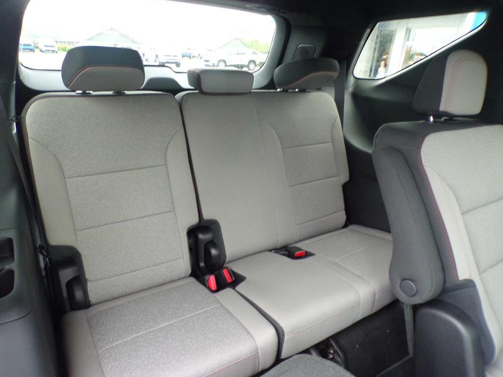 new 2025 Chevrolet Traverse car, priced at $39,939