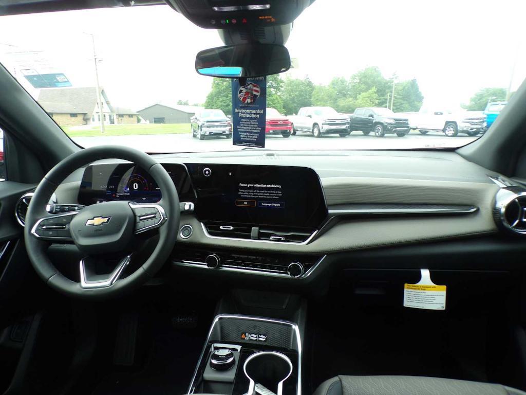 new 2026 Chevrolet Equinox car, priced at $30,112