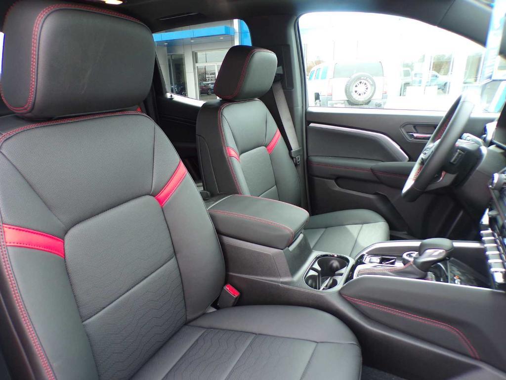 new 2025 Chevrolet Colorado car, priced at $46,233