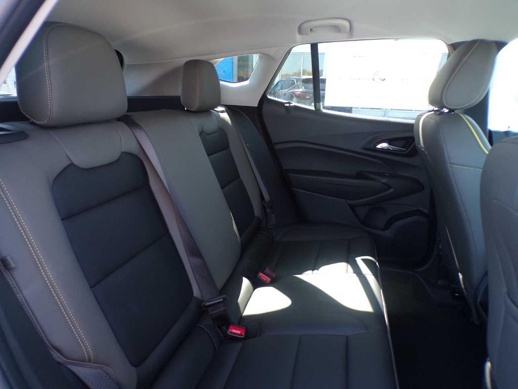 new 2025 Chevrolet Trax car, priced at $25,063