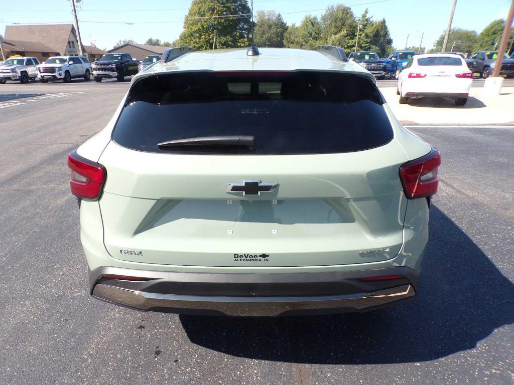 new 2025 Chevrolet Trax car, priced at $25,063