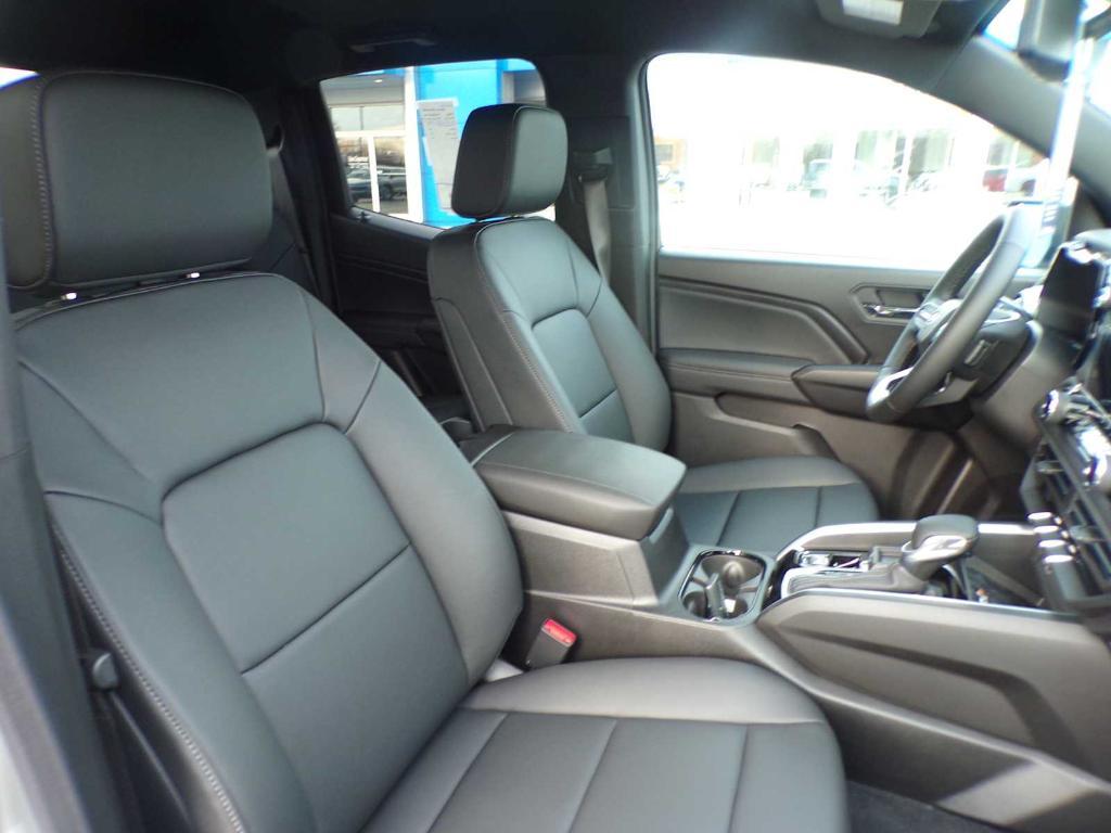new 2025 Chevrolet Colorado car, priced at $37,901