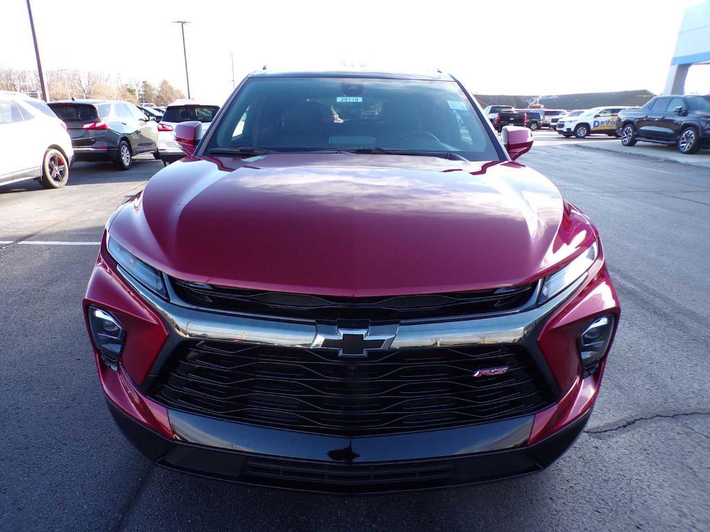 new 2025 Chevrolet Blazer car