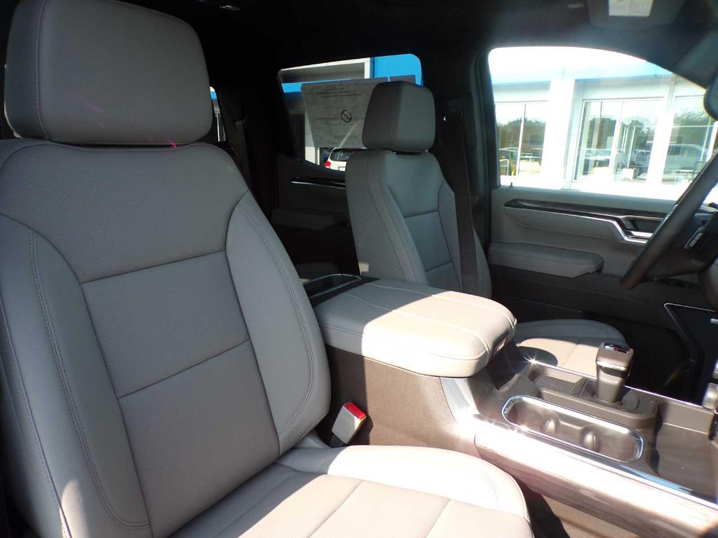 new 2025 Chevrolet Silverado 1500 car, priced at $60,248