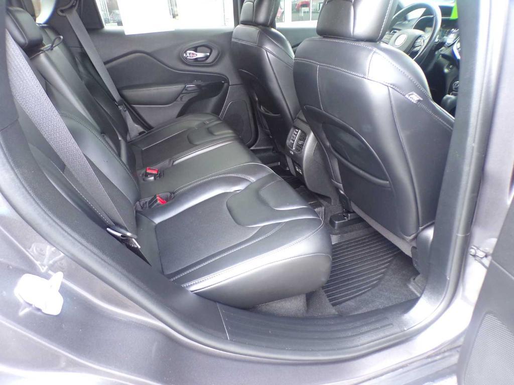 used 2021 Jeep Cherokee car, priced at $21,944