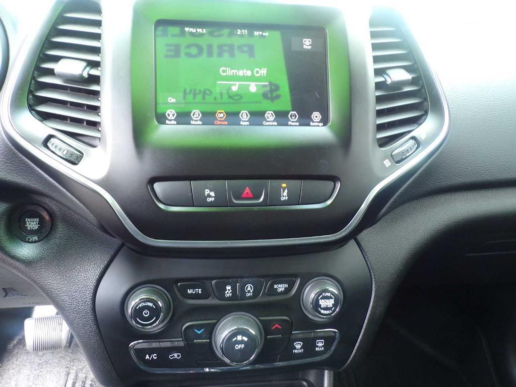 used 2021 Jeep Cherokee car, priced at $21,944