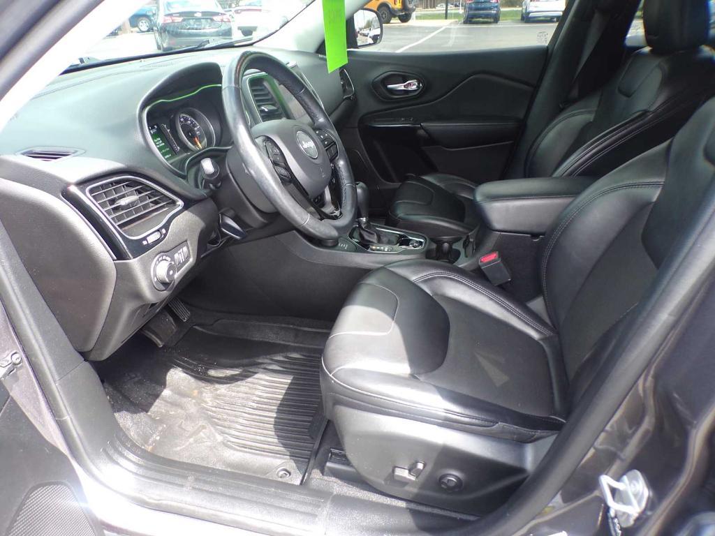 used 2021 Jeep Cherokee car, priced at $21,944