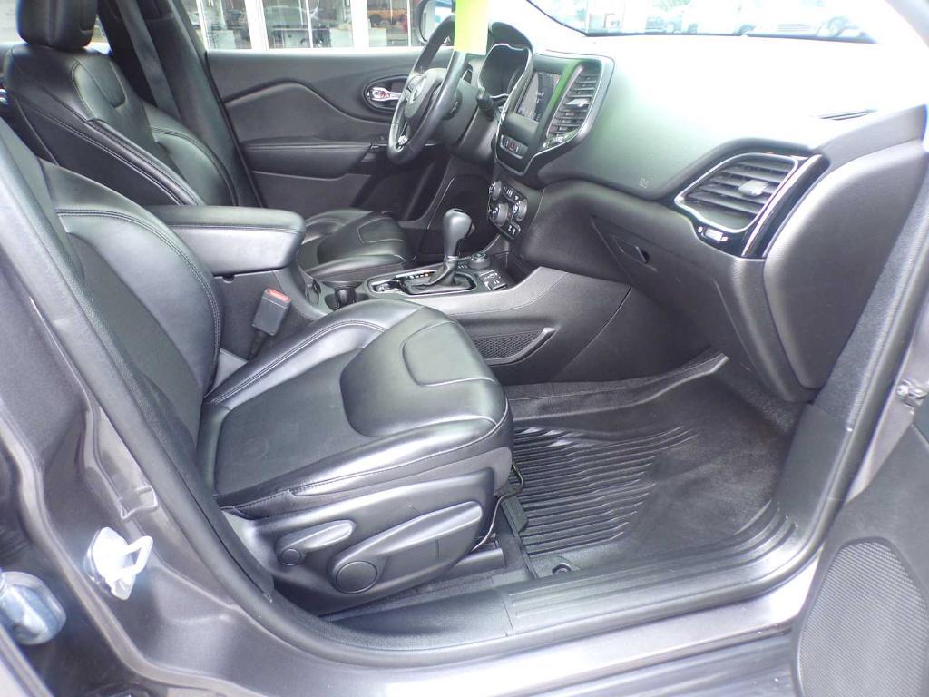 used 2021 Jeep Cherokee car, priced at $21,944