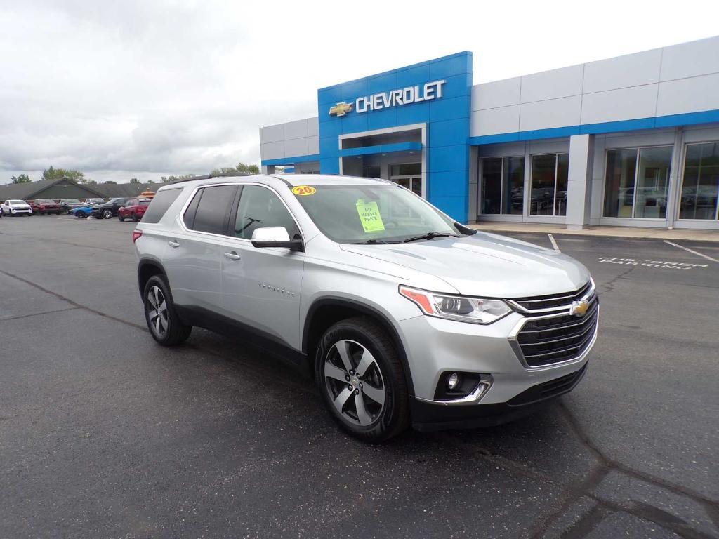 used 2020 Chevrolet Traverse car, priced at $23,988
