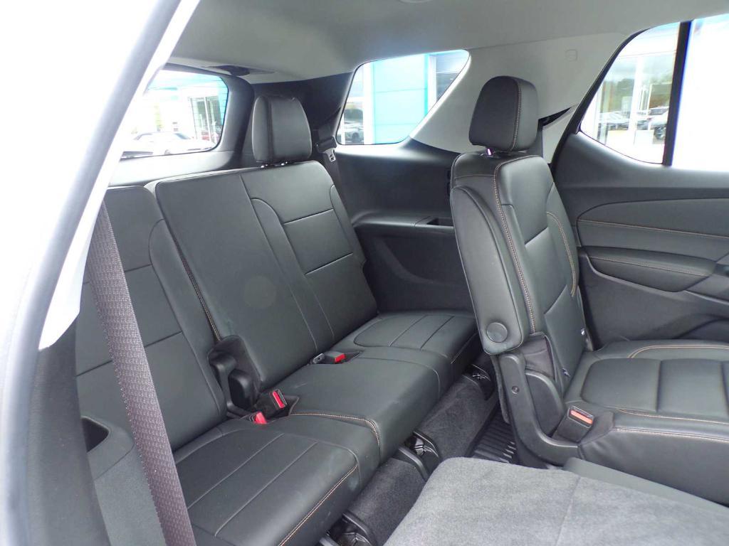 used 2020 Chevrolet Traverse car, priced at $23,988