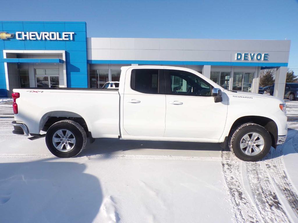 new 2025 Chevrolet Silverado 1500 car, priced at $47,365