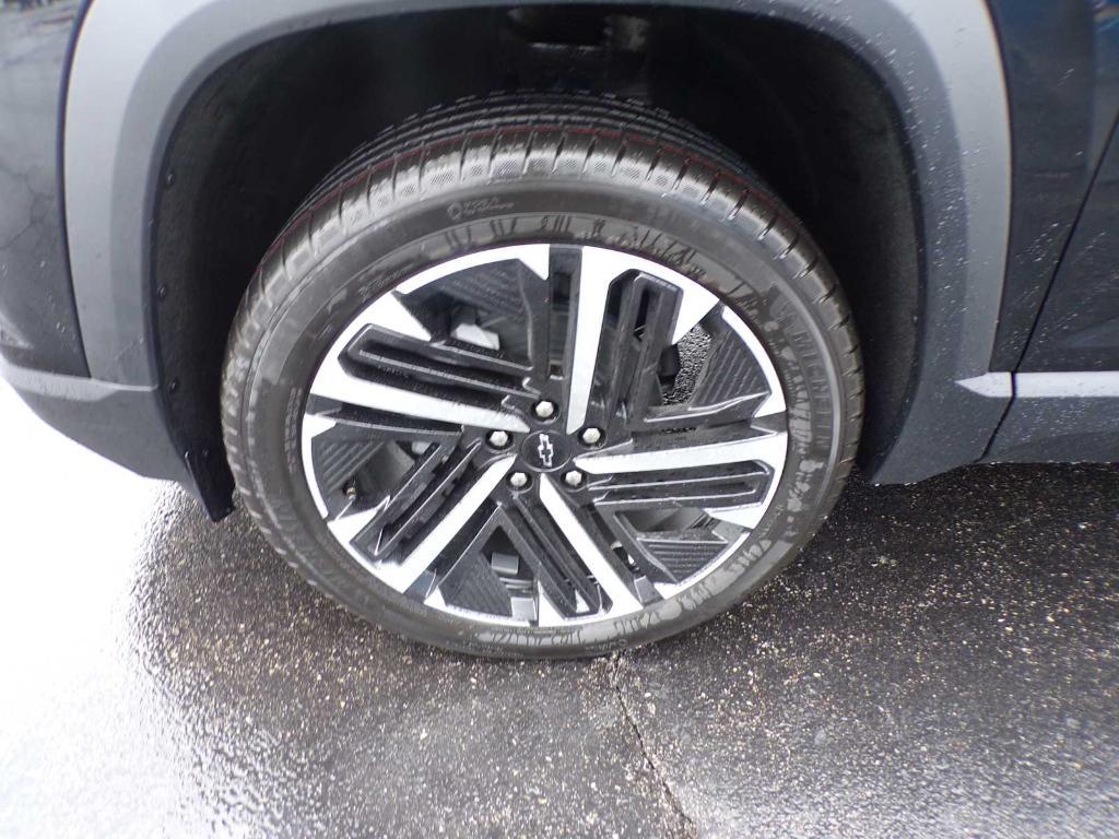 new 2026 Chevrolet Equinox car, priced at $34,491