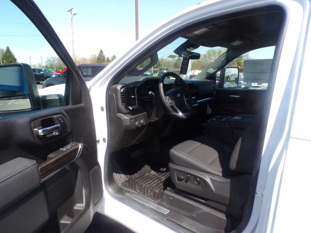 new 2025 Chevrolet Silverado 2500 car, priced at $50,691