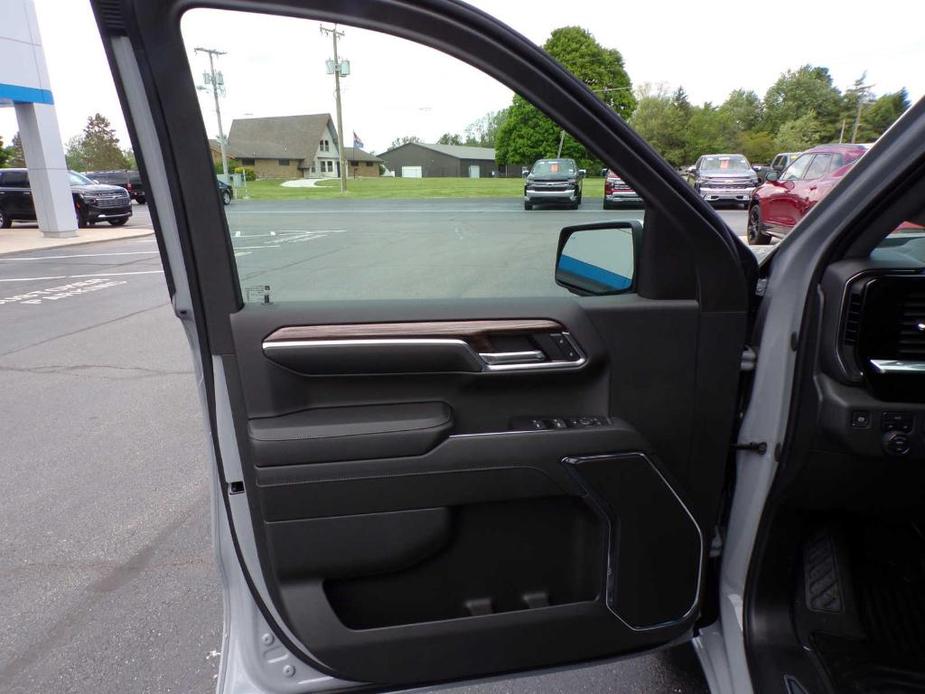 new 2024 Chevrolet Silverado 1500 car, priced at $51,795