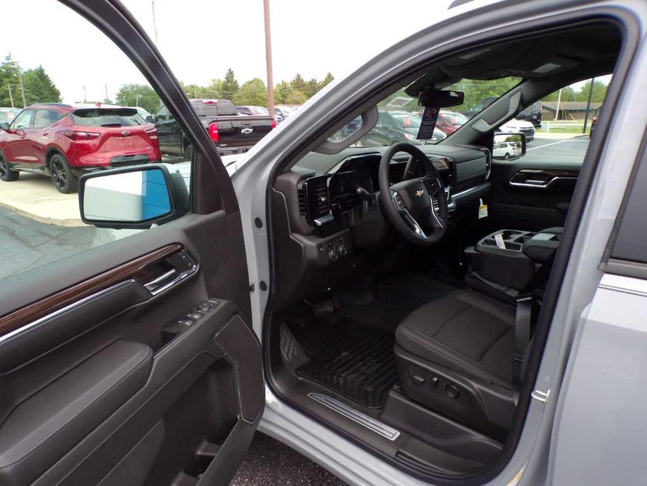 new 2024 Chevrolet Silverado 1500 car, priced at $51,795