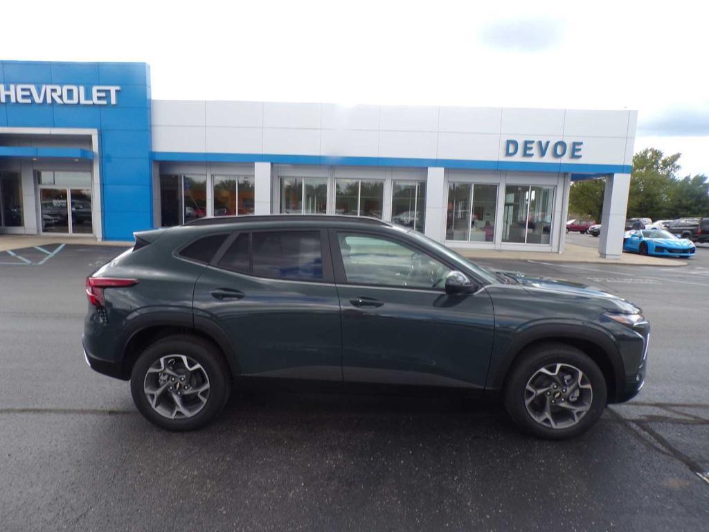 new 2025 Chevrolet Trax car, priced at $23,223