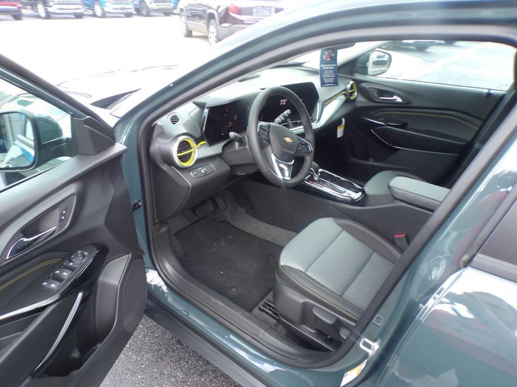 new 2025 Chevrolet Trax car, priced at $23,223