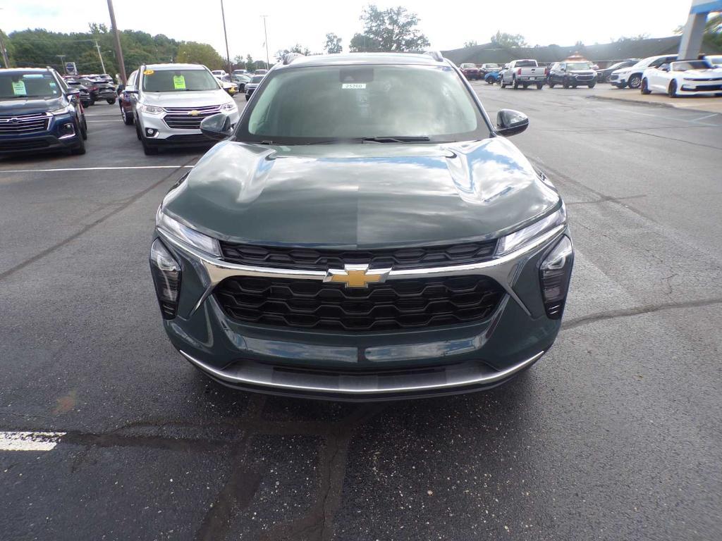 new 2025 Chevrolet Trax car, priced at $23,223