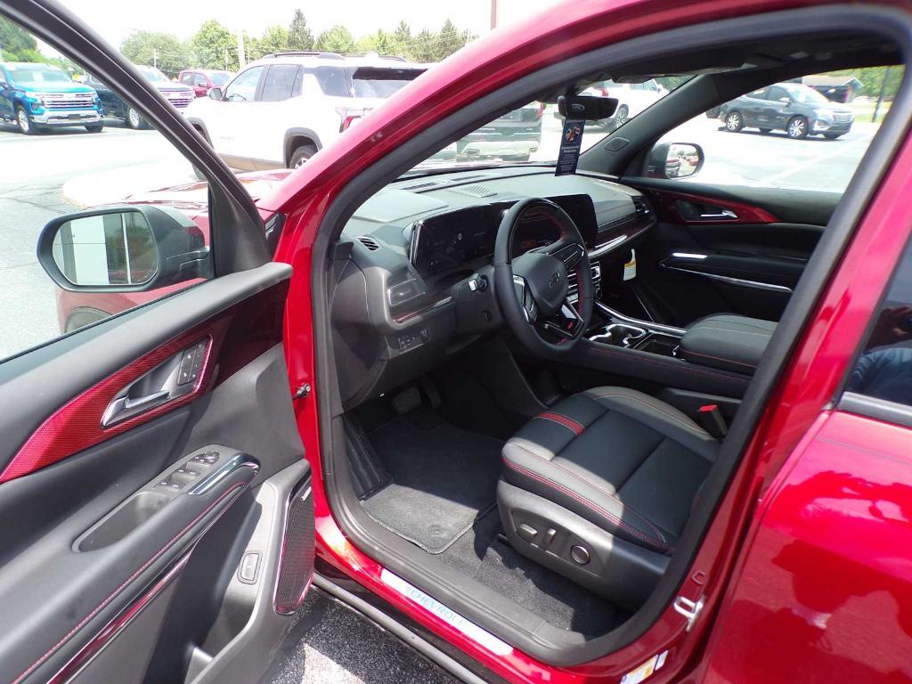 new 2025 Chevrolet Traverse car, priced at $53,085