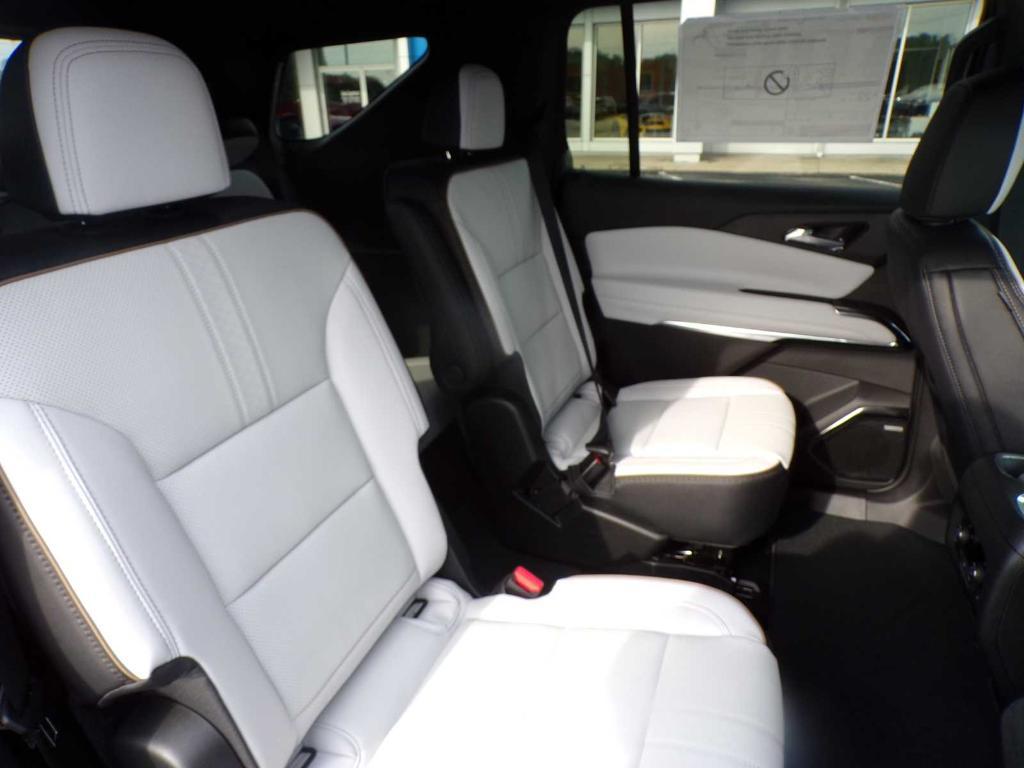 new 2026 Chevrolet Traverse car, priced at $53,969