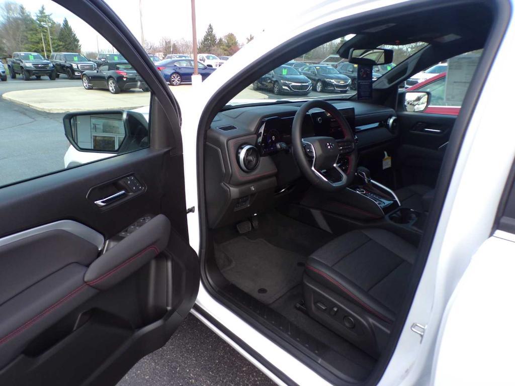 new 2024 Chevrolet Colorado car, priced at $42,403