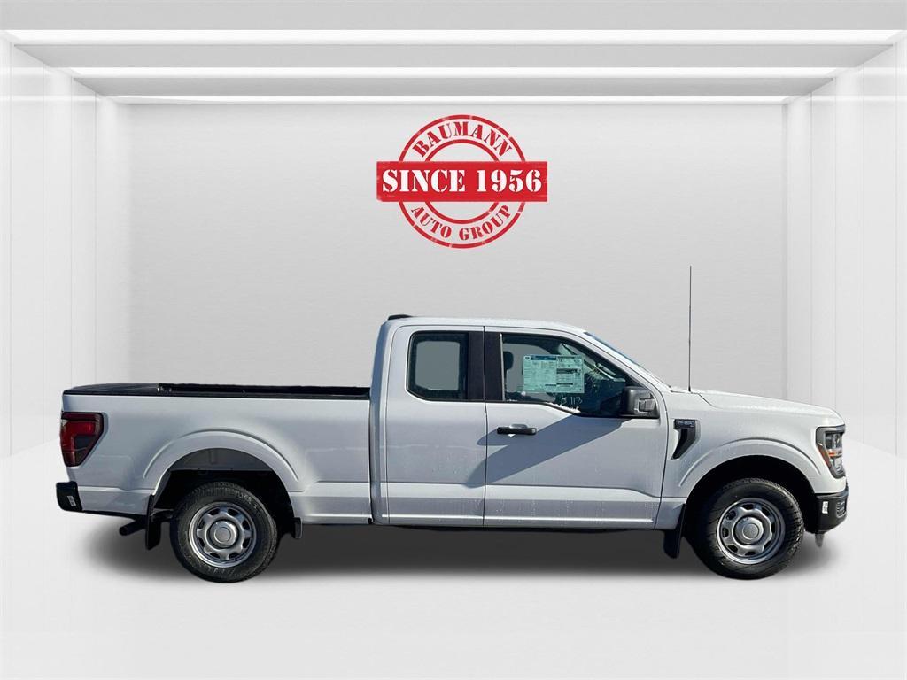 new 2025 Ford F-150 car, priced at $47,215