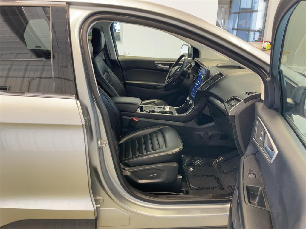 used 2024 Ford Edge car, priced at $25,950