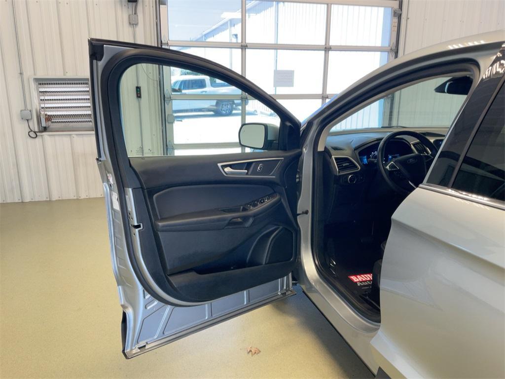 used 2024 Ford Edge car, priced at $25,950