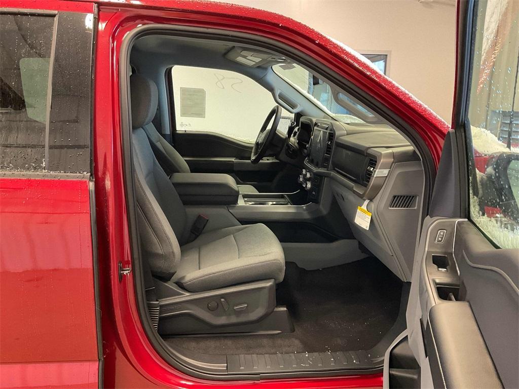 new 2025 Ford F-150 car, priced at $55,644