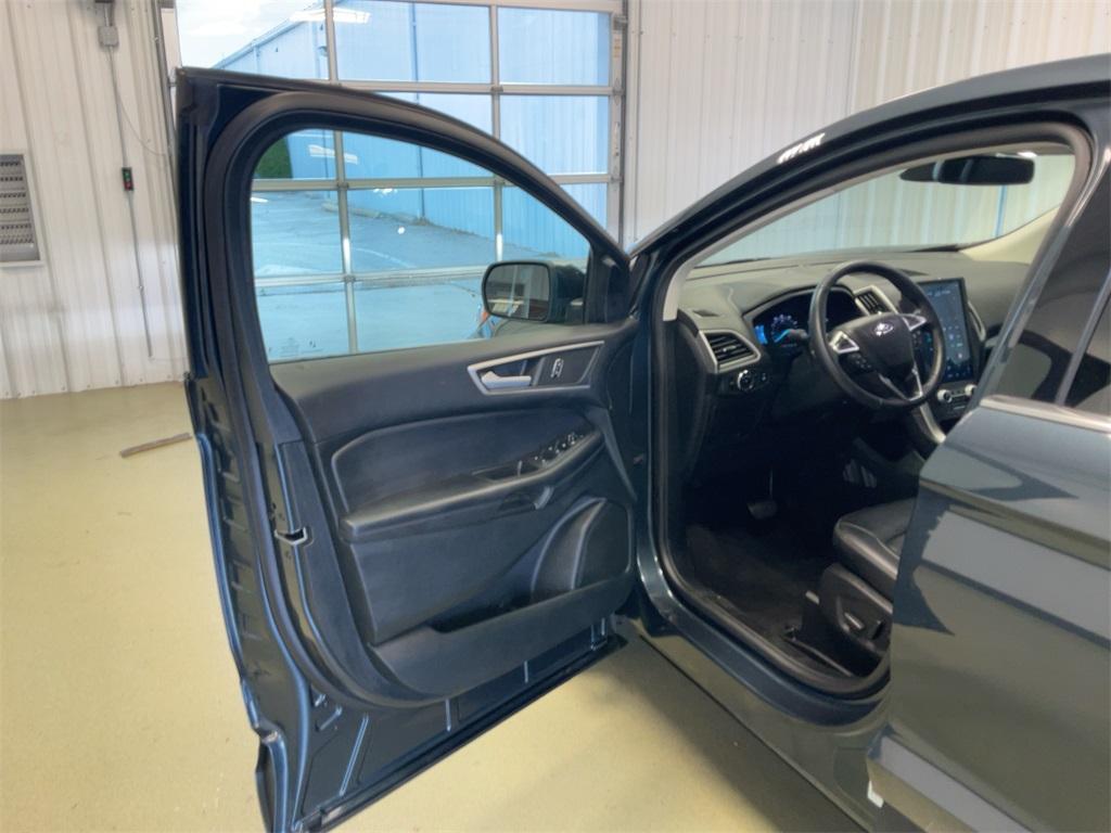 used 2023 Ford Edge car, priced at $28,170