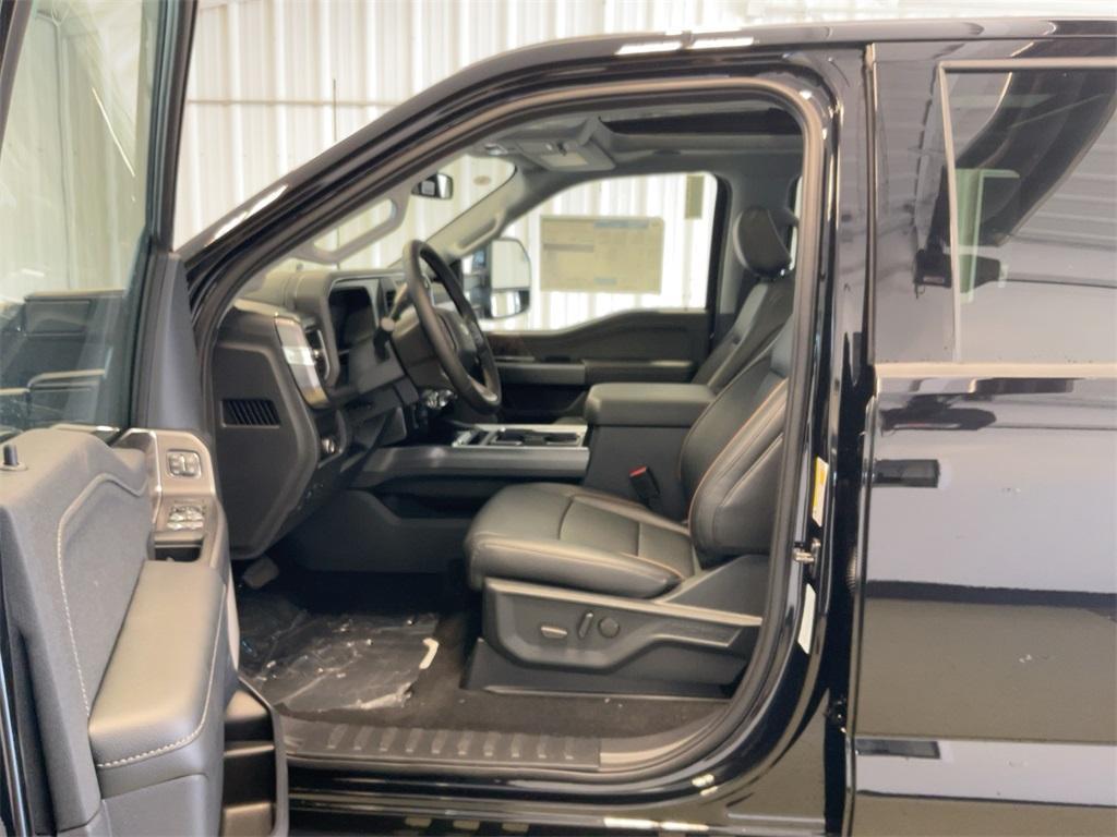 new 2025 Ford F-250 car, priced at $74,911