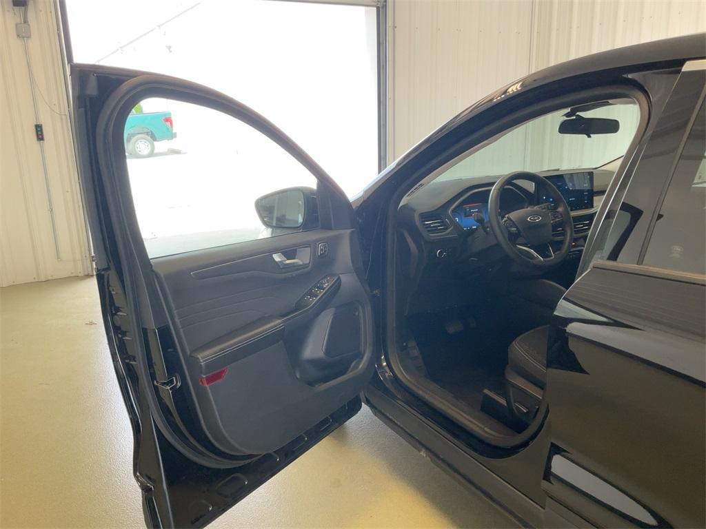 used 2023 Ford Escape car, priced at $23,952