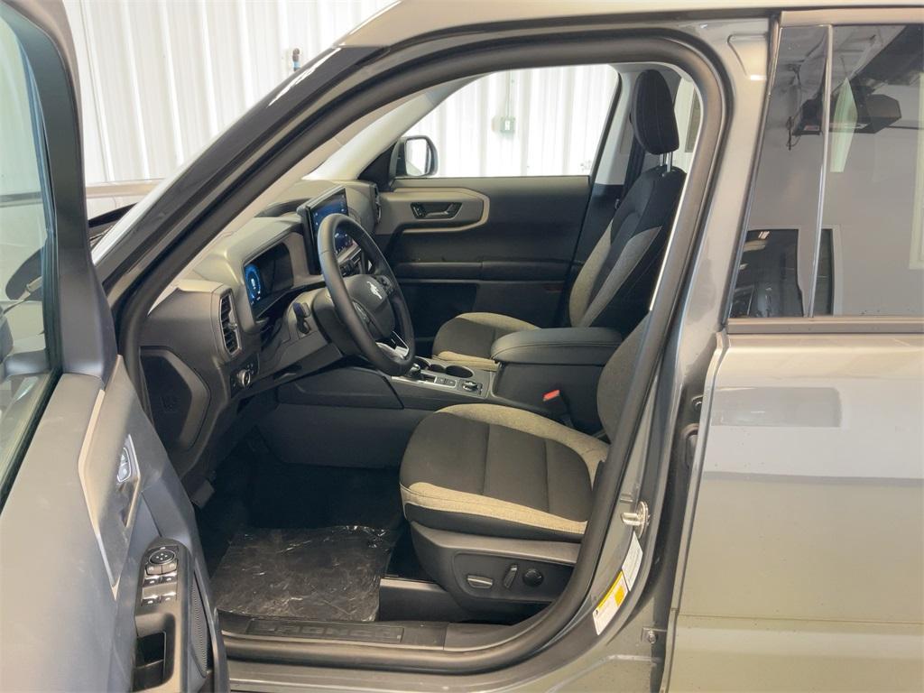 new 2025 Ford Bronco Sport car, priced at $33,009