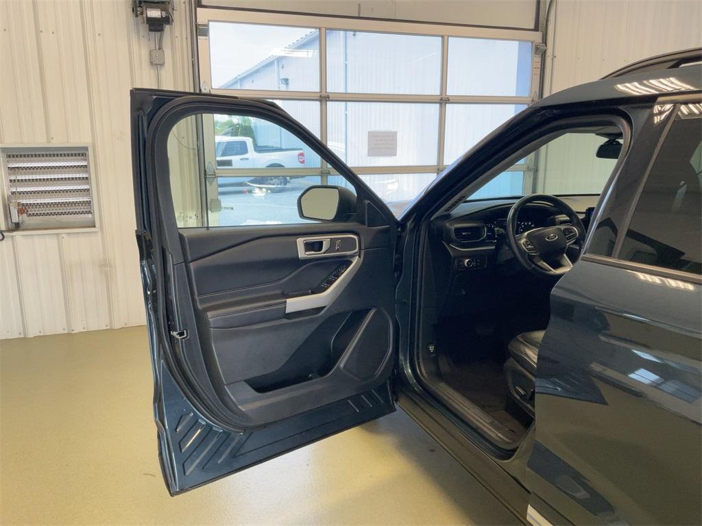used 2022 Ford Explorer car, priced at $30,900