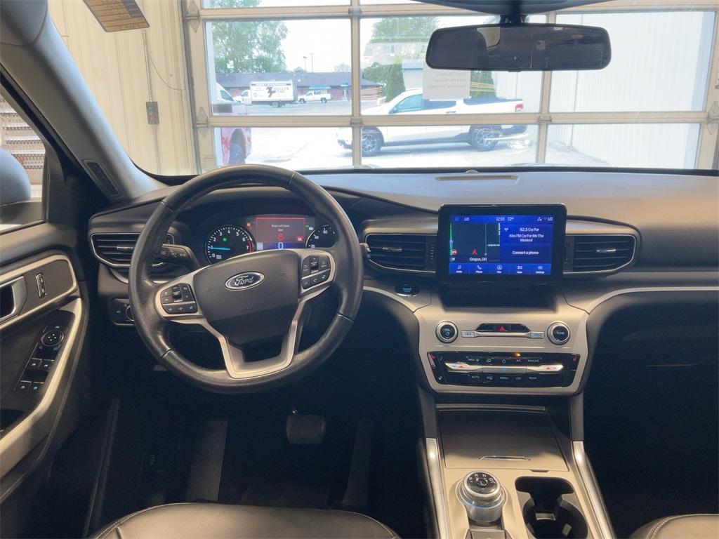 used 2022 Ford Explorer car, priced at $30,900