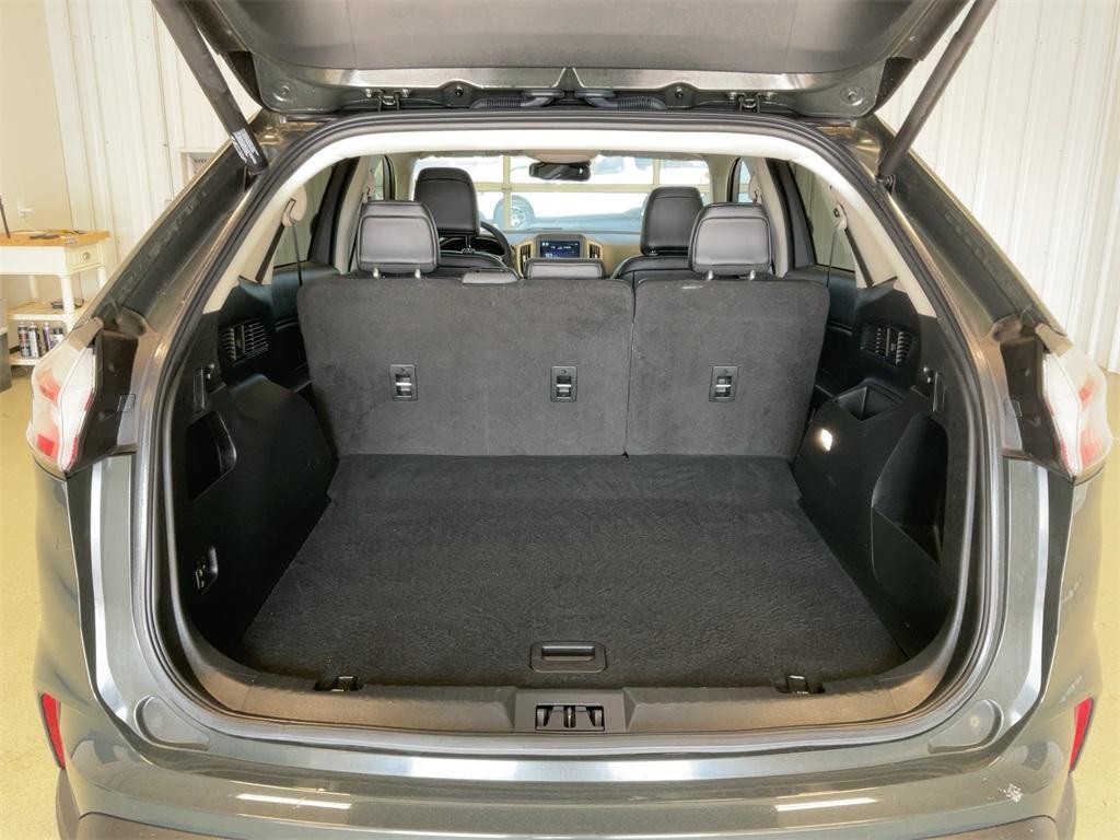 used 2022 Ford Edge car, priced at $25,000