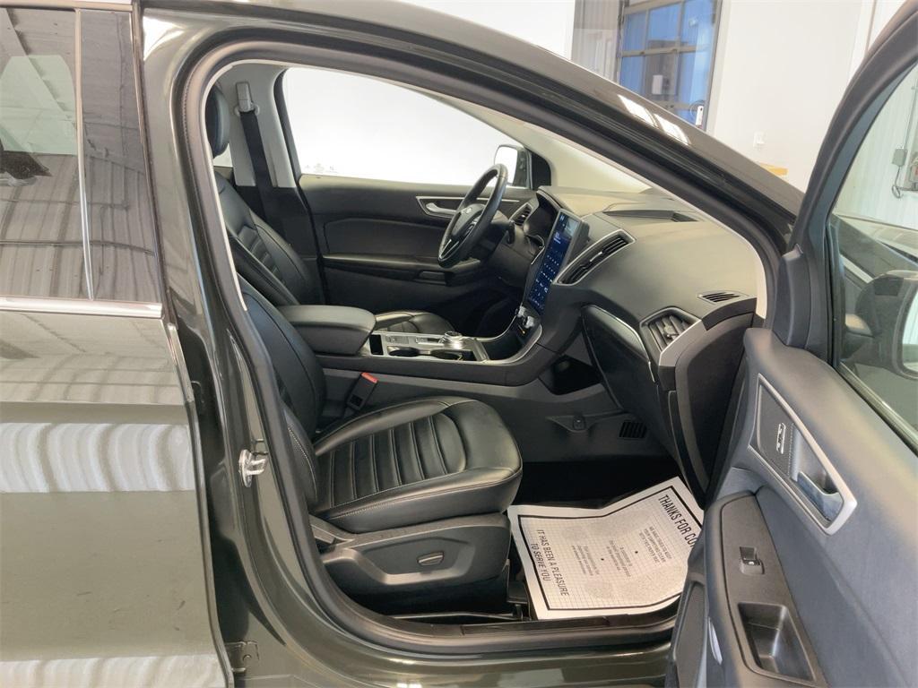 used 2022 Ford Edge car, priced at $25,000