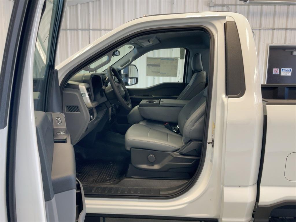 new 2025 Ford F-250 car, priced at $53,205