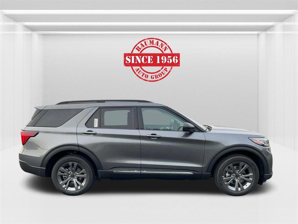 new 2025 Ford Explorer car, priced at $44,522