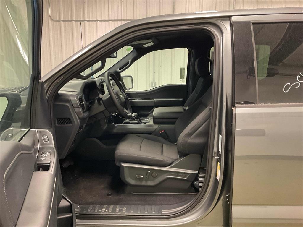 new 2025 Ford F-150 car, priced at $55,872
