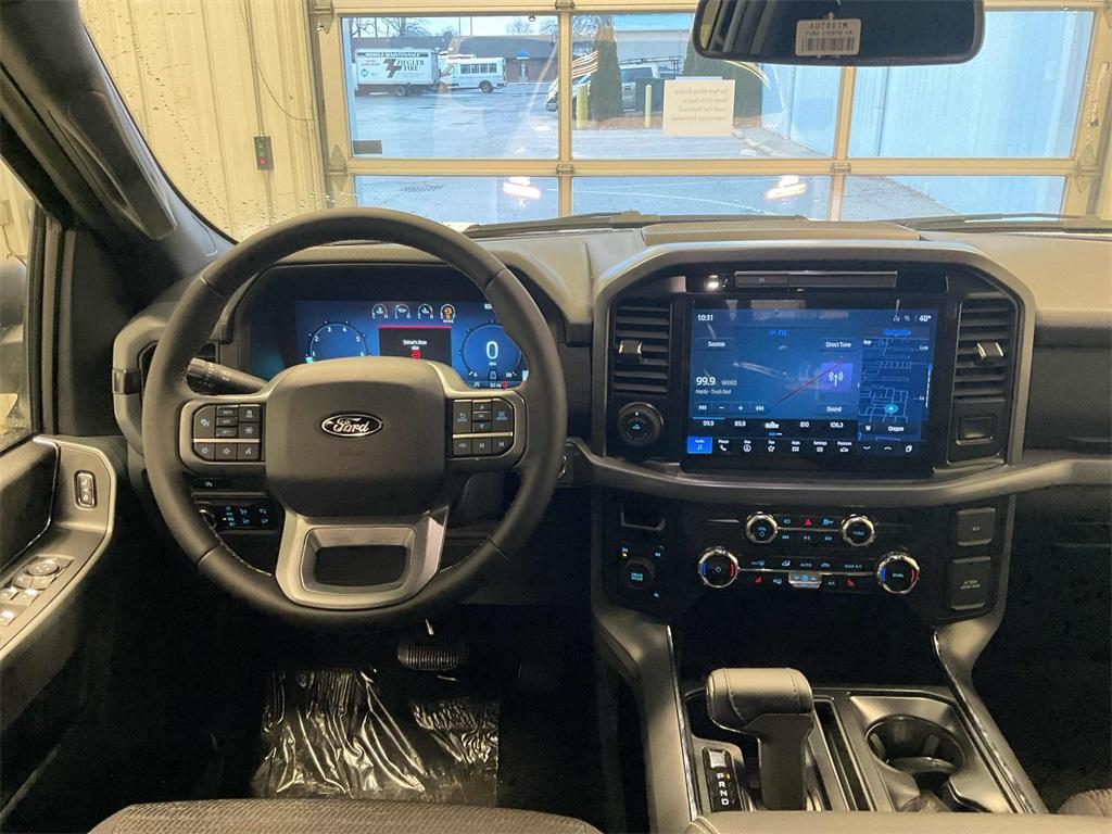 new 2025 Ford F-150 car, priced at $55,318