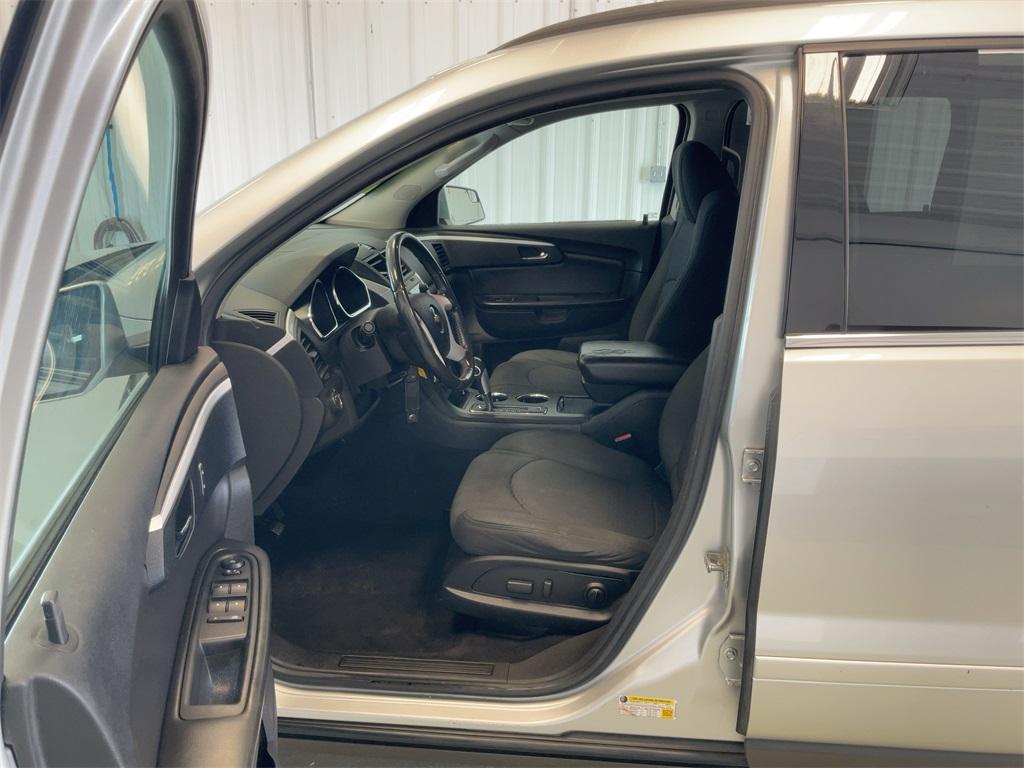 used 2010 Chevrolet Traverse car, priced at $4,711